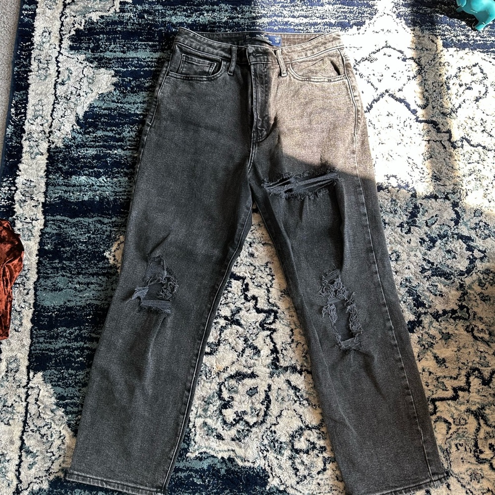 Hollister Ultra High-Rise Vintage Straight